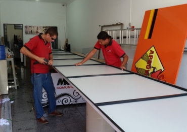 Fachadas em Lona ou ACM